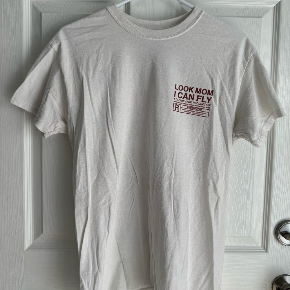 Look mom I can fly Travis Scott shirt